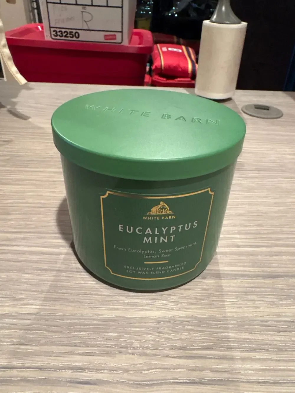 White Barn Eucalyptus Mint 3-wick candle NEW